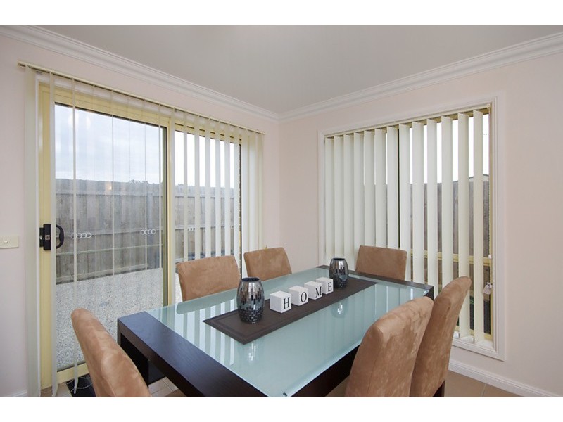 2/79 Matthews Road, Lovely Banks VIC 3221