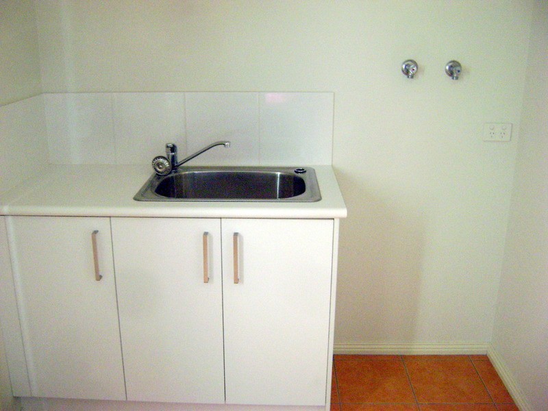 2/82 Thorburn Street, Bell Park VIC 3215