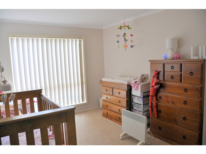 2/17 Thwaites Close, Highton VIC 3216