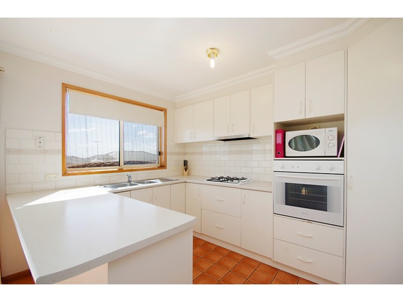 13 Loris Close, Grovedale VIC 3216