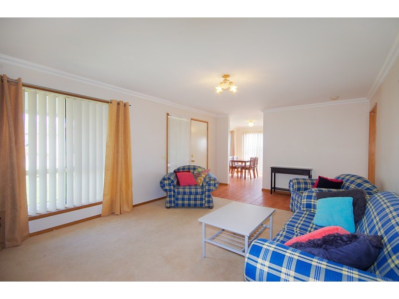 13 Loris Close, Grovedale VIC 3216
