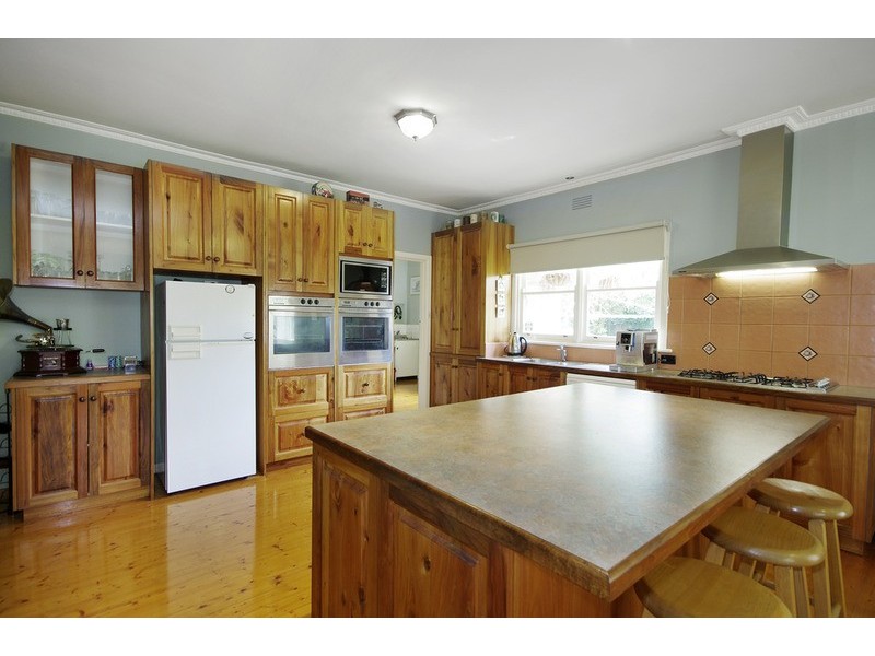 320 Church  Street, Hamlyn Heights VIC 3215