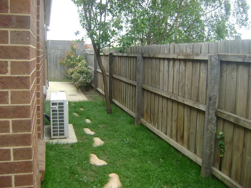 2/166 Barwarre Road, Grovedale VIC 3216