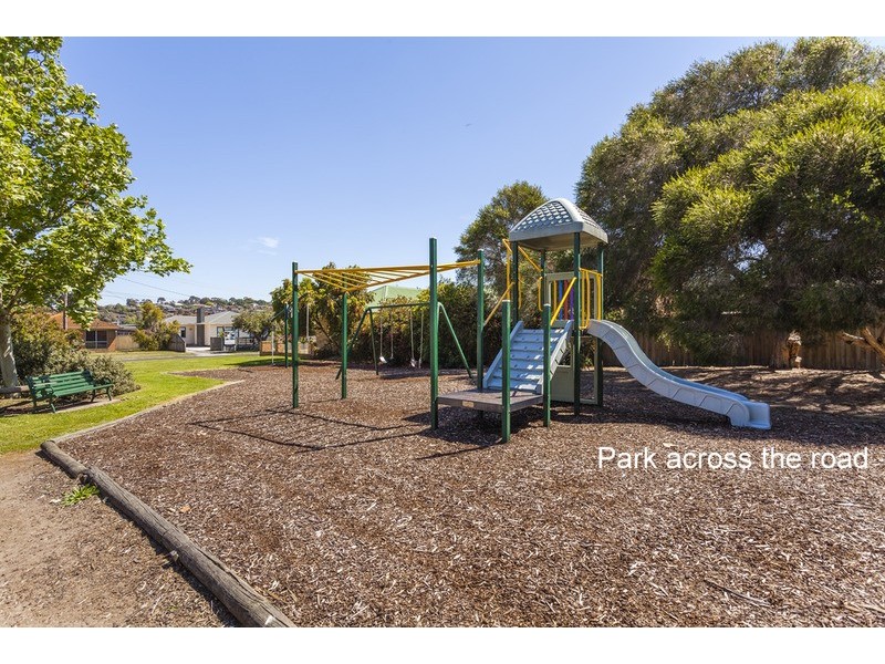 61 Buckingham Road, Newtown VIC 3220