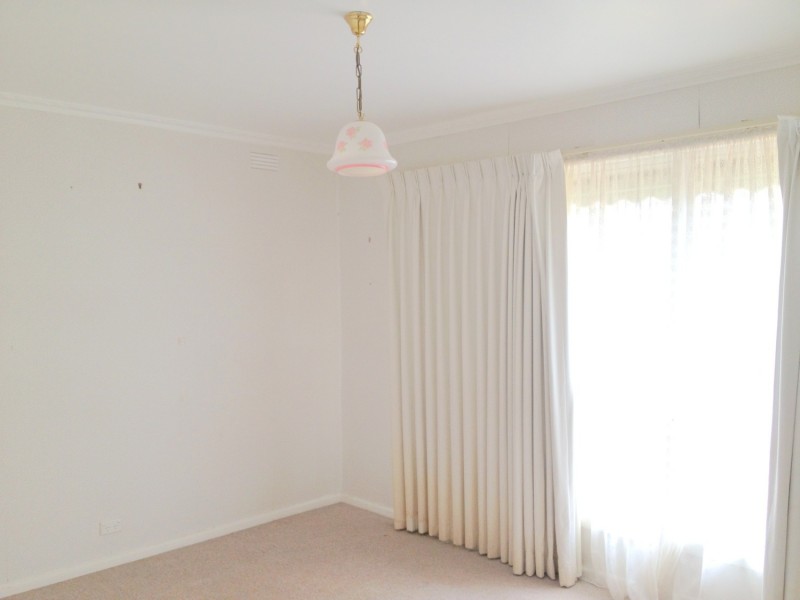 1 cedmar Avenue, Highton VIC 3216