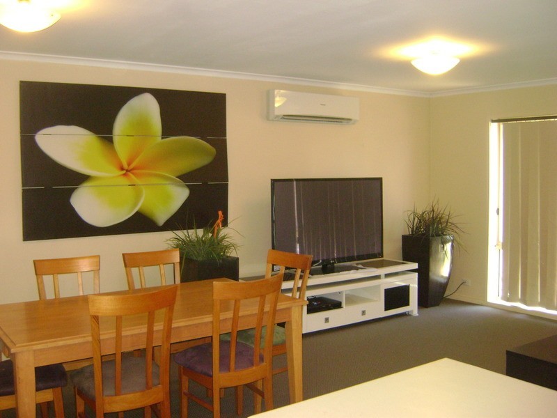 2/110 Townsend  Road, St Albans Park VIC 3219