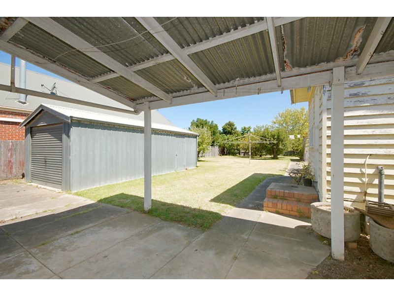 18 St David Street, Rippleside VIC 3215