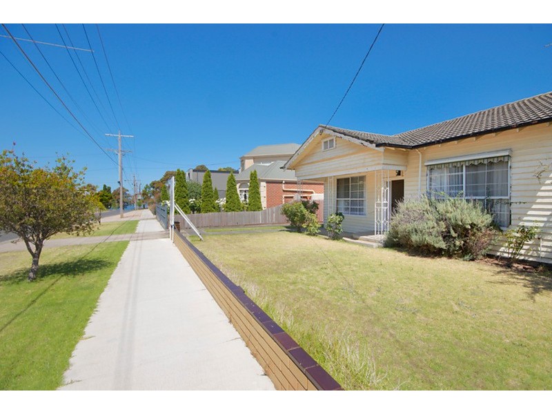 18 St David Street, Rippleside VIC 3215