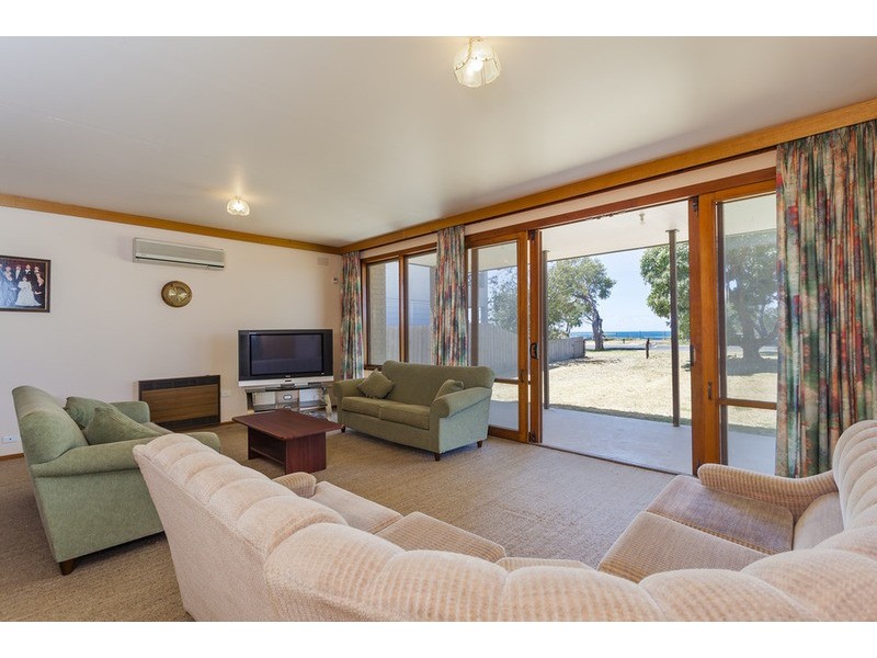 304 The Esplanade, Indented Head VIC 3223