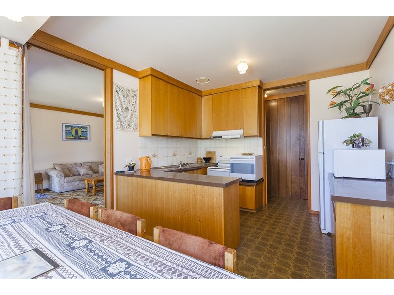 304 The Esplanade, Indented Head VIC 3223