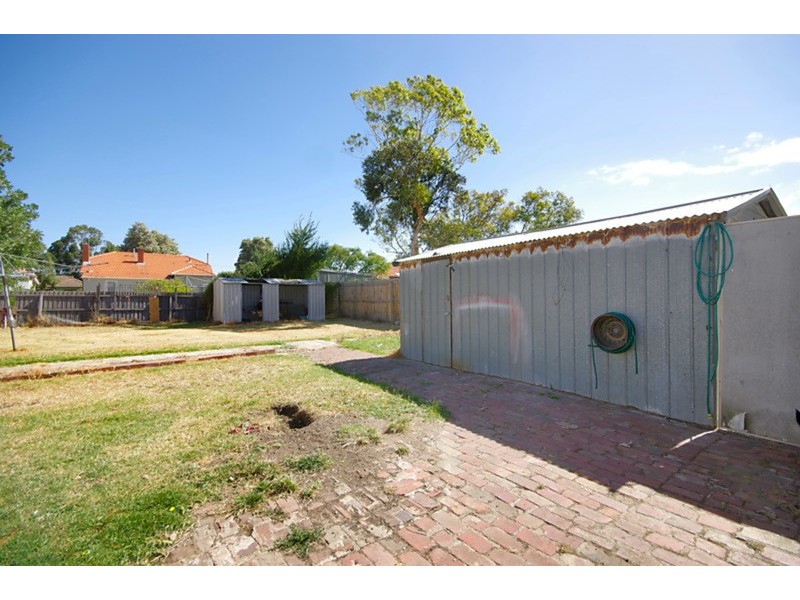 9 Wendover Avenue, Norlane VIC 3214