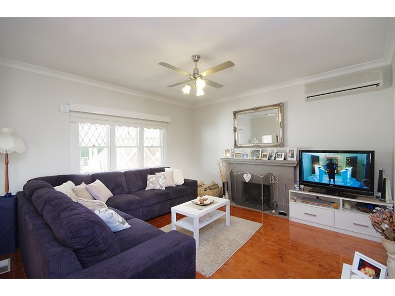 11 Dudley Street, Belmont VIC 3216