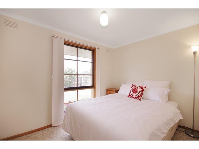 2 Jacaranda Place, Belmont VIC 3216