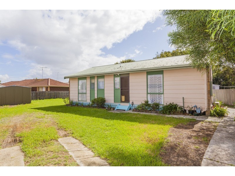 5 Planet Court, Whittington VIC 3219