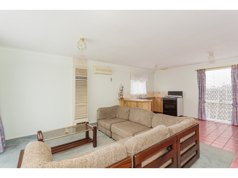 5 Planet Court, Whittington VIC 3219