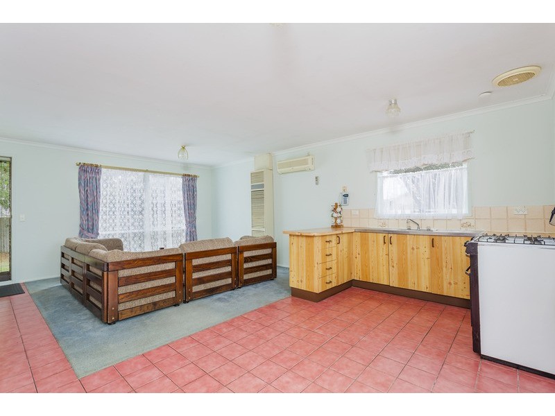 5 Planet Court, Whittington VIC 3219