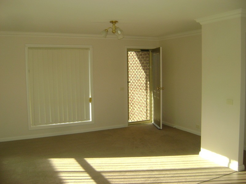 2/103 Matthews  Road, Lovely Banks VIC 3221