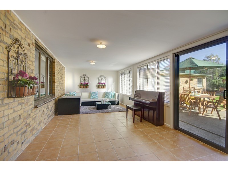 10 Heather Street, Hamlyn Heights VIC 3215