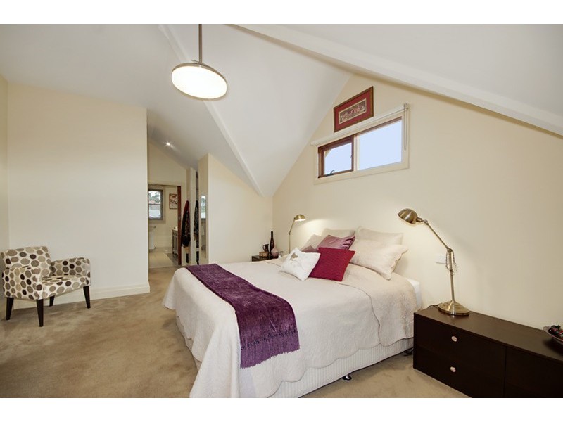 2 Margaret Street, Newtown VIC 3220