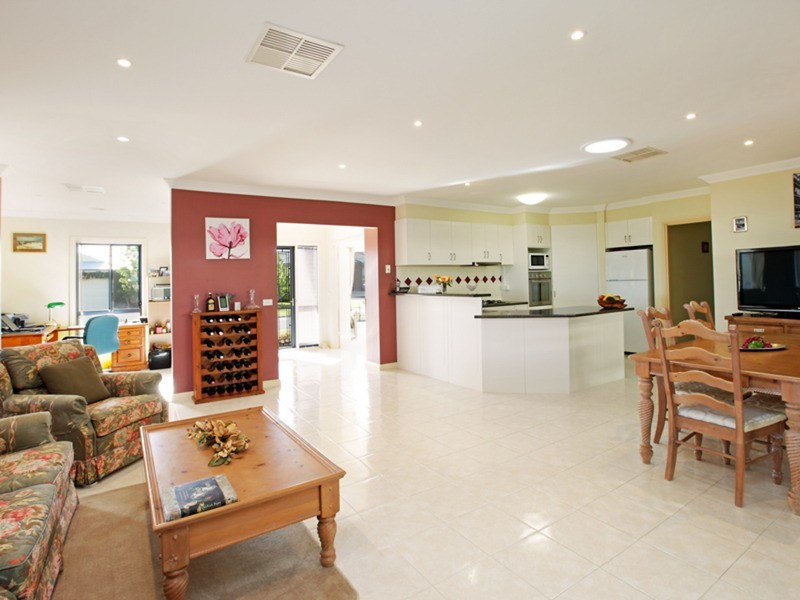 19-20 Cadarga Court, Grovedale VIC 3216