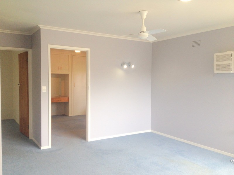 2/9-11 Elliott Avenue, Highton VIC 3216