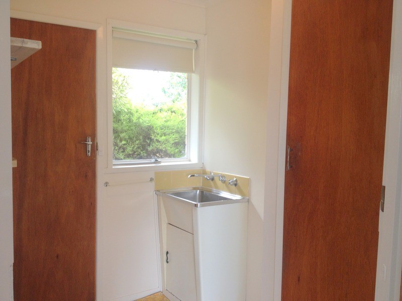 2/9-11 Elliott Avenue, Highton VIC 3216