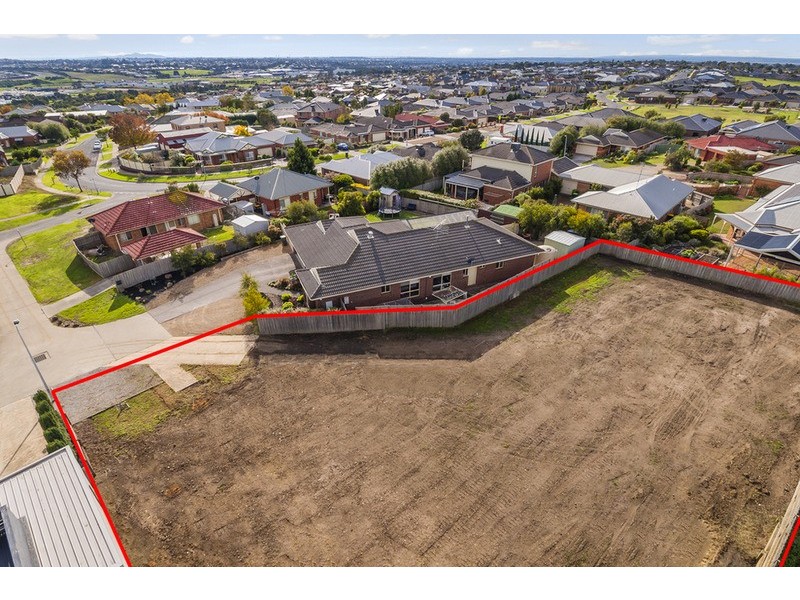 3 Pine  Court, Waurn Ponds VIC 3216