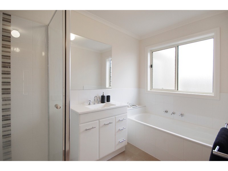 1/91 Matthews Road, Lovely Banks VIC 3221