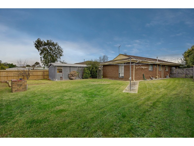 15 Maramba Avenue, Grovedale VIC 3216