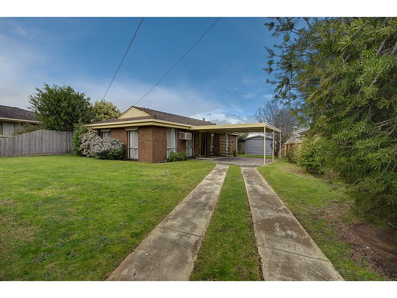 15 Maramba Avenue, Grovedale VIC 3216