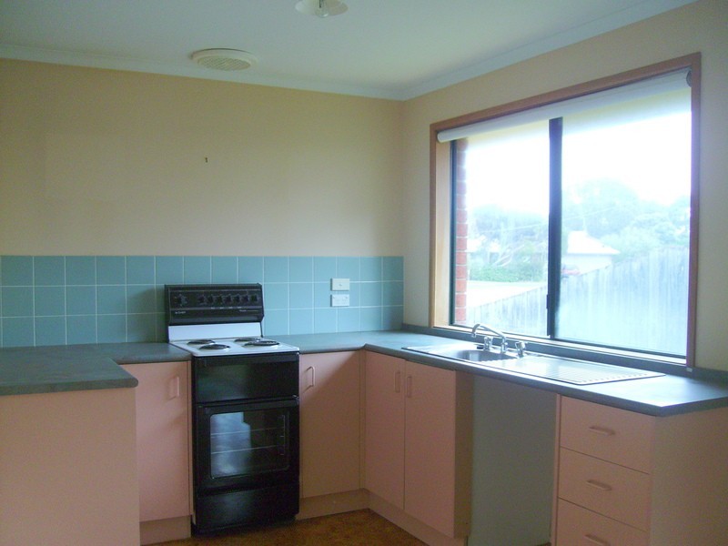 8 Robertson  Court, Point Lonsdale VIC 3225