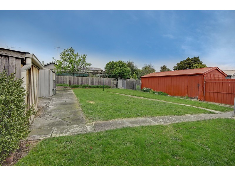 10 Robertson  Street, Thomson VIC 3219