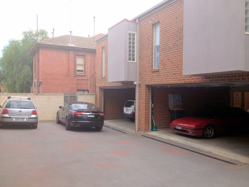 1/242 Ryrie Street, Geelong VIC 3220