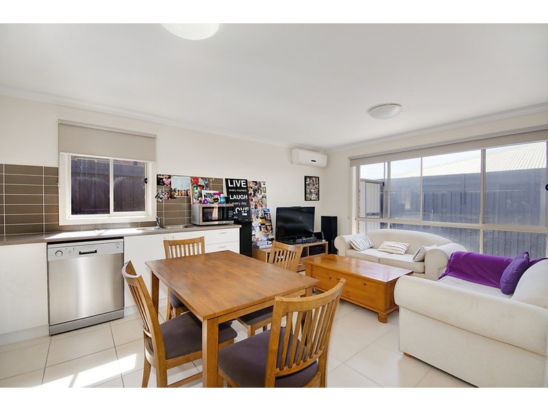 4/7 Isabella Street, Grovedale VIC 3216