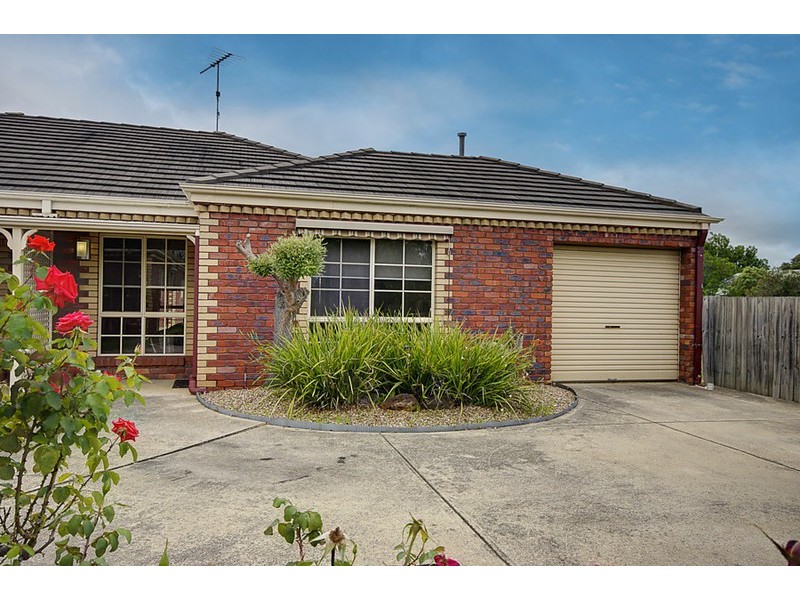 2/10-12 Carrington Street, Thomson VIC 3219