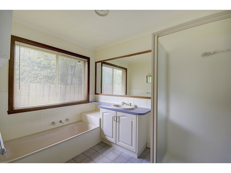 9 Ellstone Avenue, St Albans Park VIC 3219