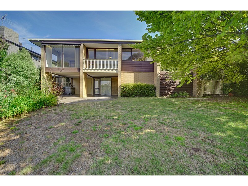 56  Reigate Road, Highton VIC 3216