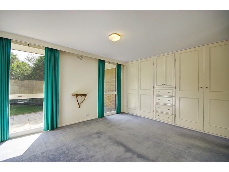56  Reigate Road, Highton VIC 3216