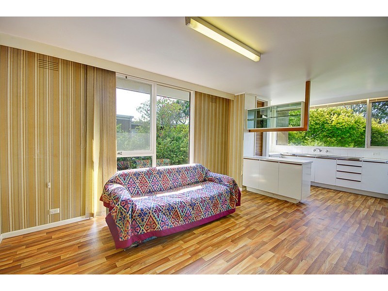 56  Reigate Road, Highton VIC 3216