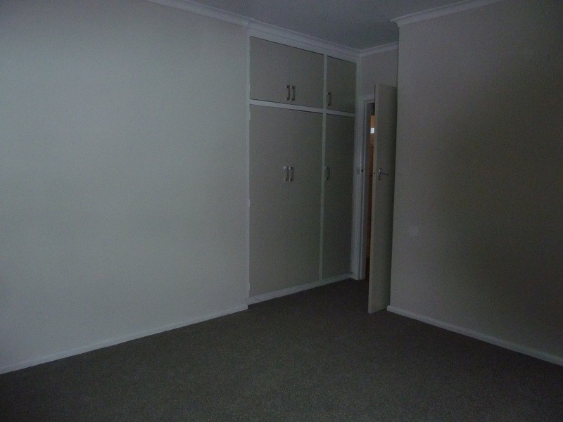 4/2 Edinburgh Avenue, Herne Hill VIC 3218