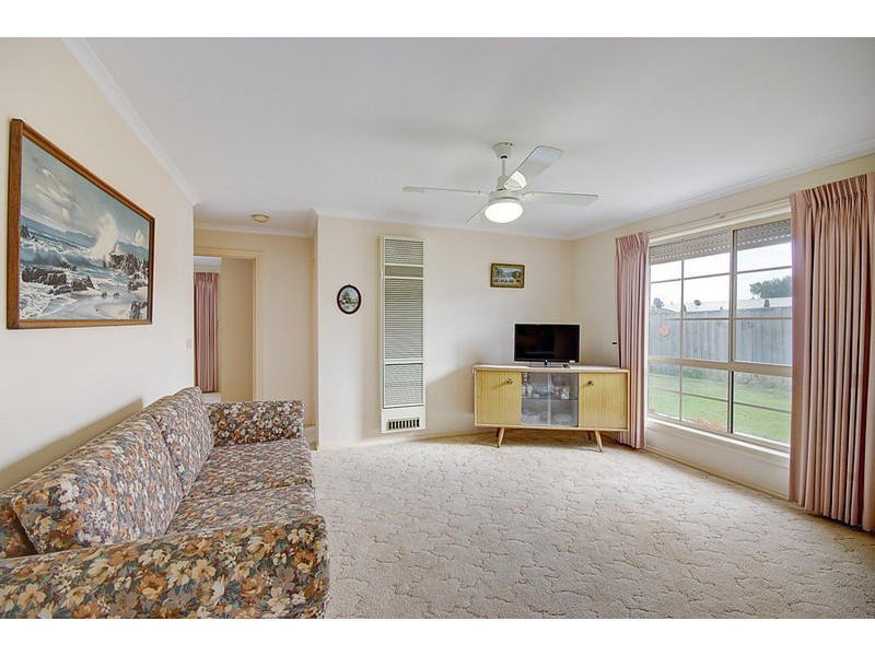 2/84 Forest Road, Lara VIC 3212