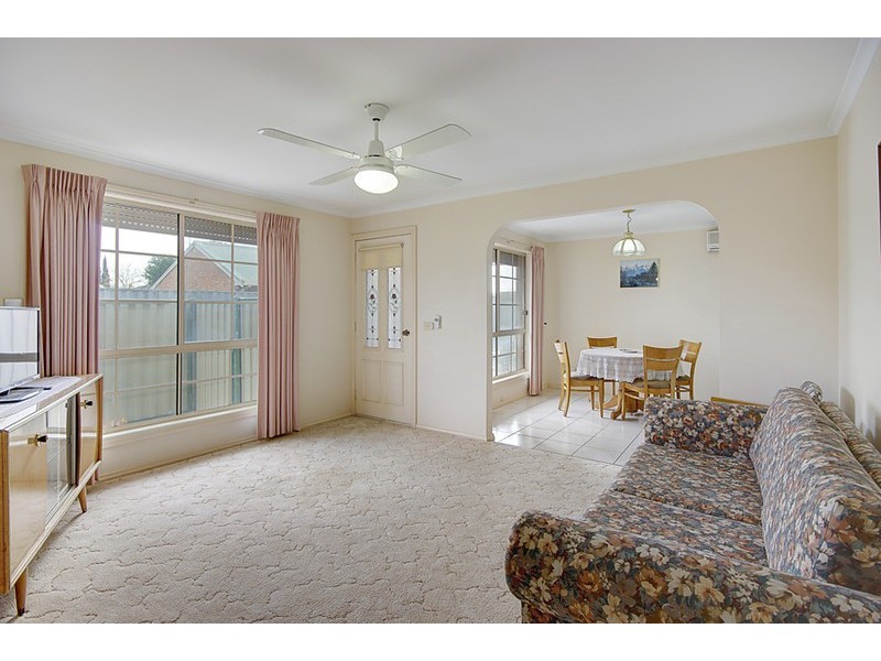 2/84 Forest Road, Lara VIC 3212