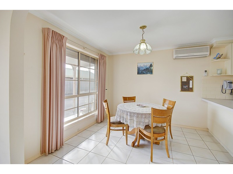 2/84 Forest Road, Lara VIC 3212