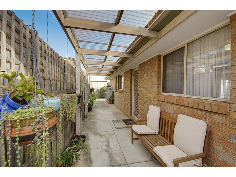 2/84 Forest Road, Lara VIC 3212