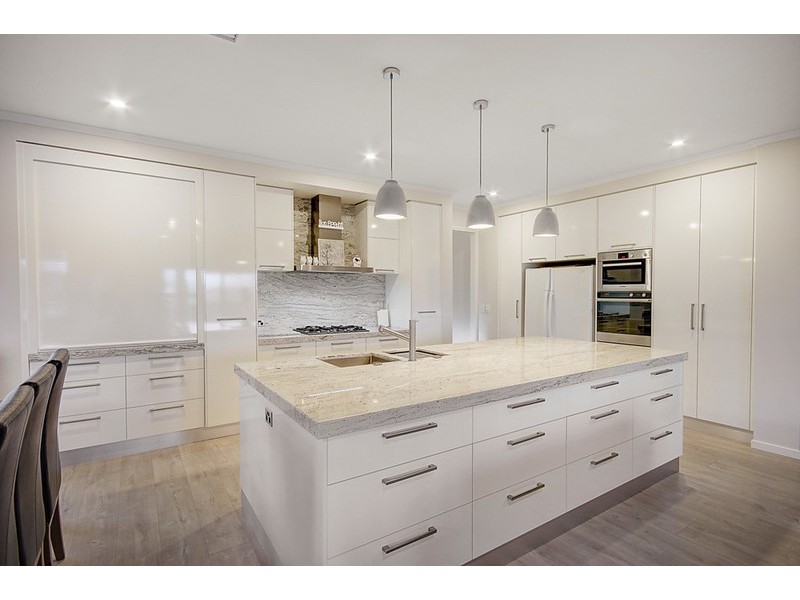 29  Exmoor Close, Highton VIC 3216