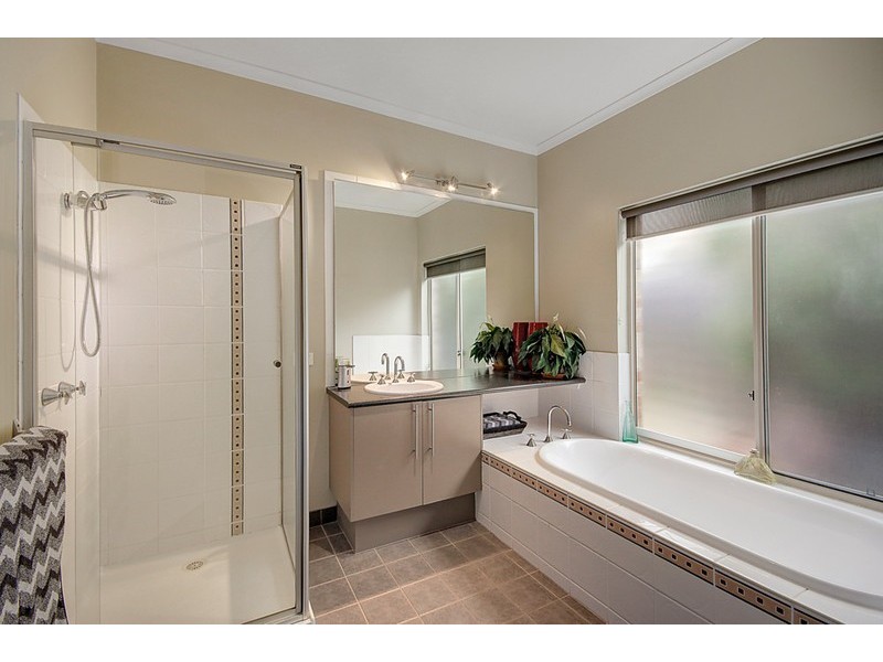 29  Exmoor Close, Highton VIC 3216