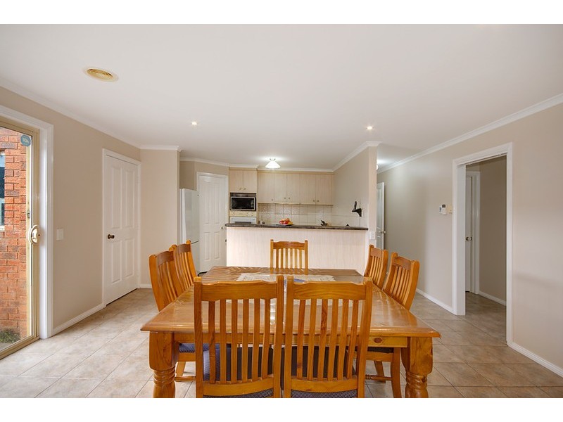 32 Langer Drive, St Albans Park VIC 3219