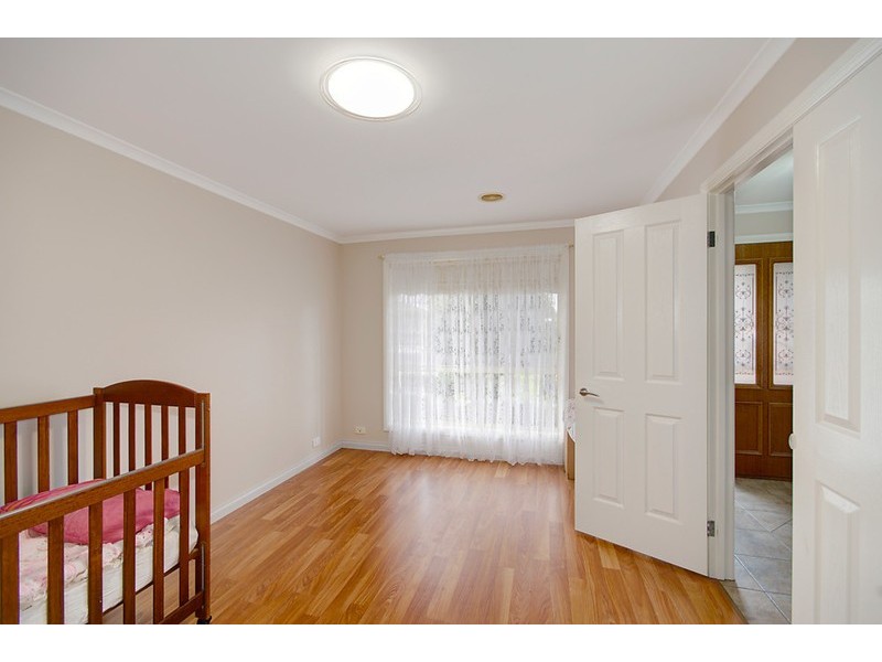 32 Langer Drive, St Albans Park VIC 3219