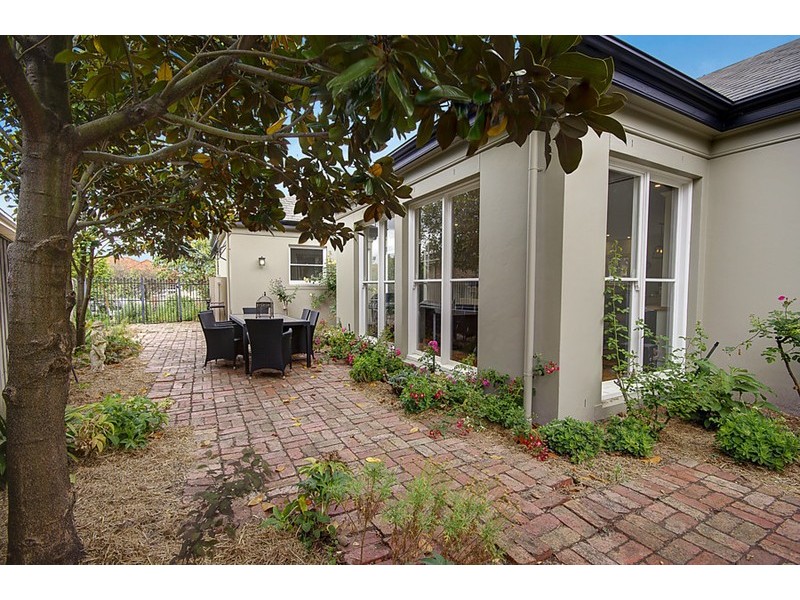 21 Strachan Avenue, Manifold Heights VIC 3218