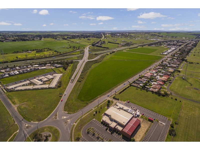 7 Matthews Road, Lovely Banks VIC 3221